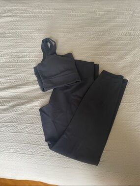 CRZ Yoga leggings and sports bra set